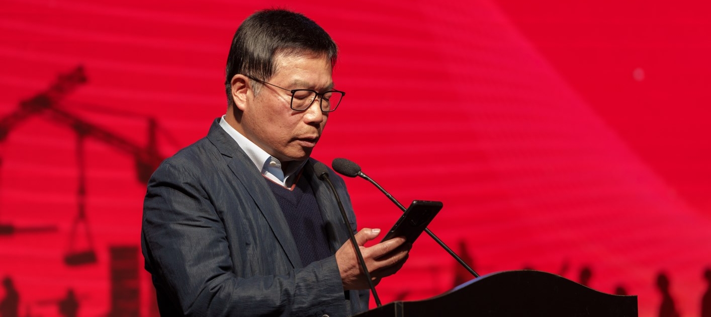 企业发展离不开劳模精神